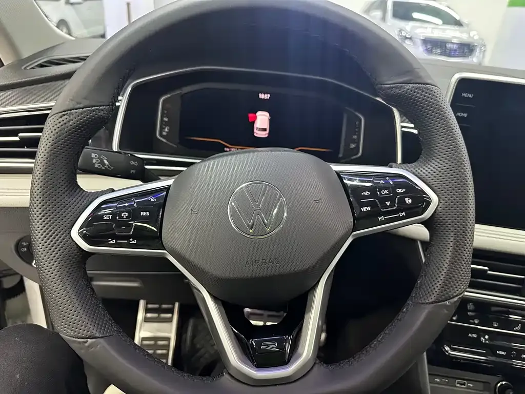Volkswagen Tiguan L 2022 из CN, фото 7