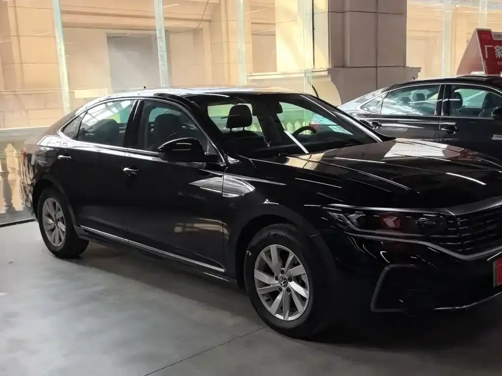 Volkswagen Passat New Energy — фото 4