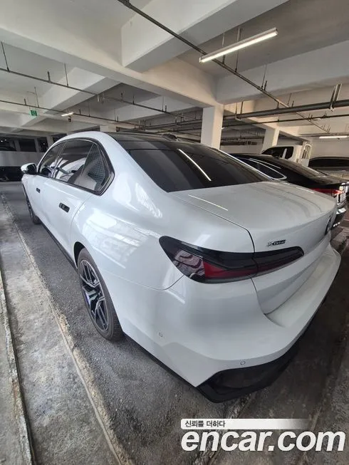 BMW 7-Series 2025 из KR, фото 5