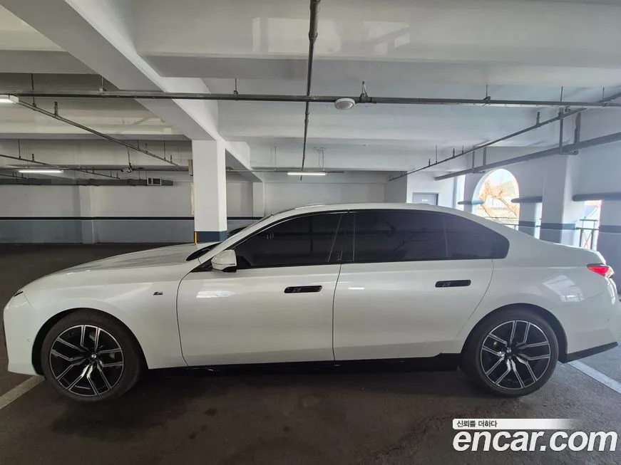BMW 7-Series 2025 из KR, фото 9