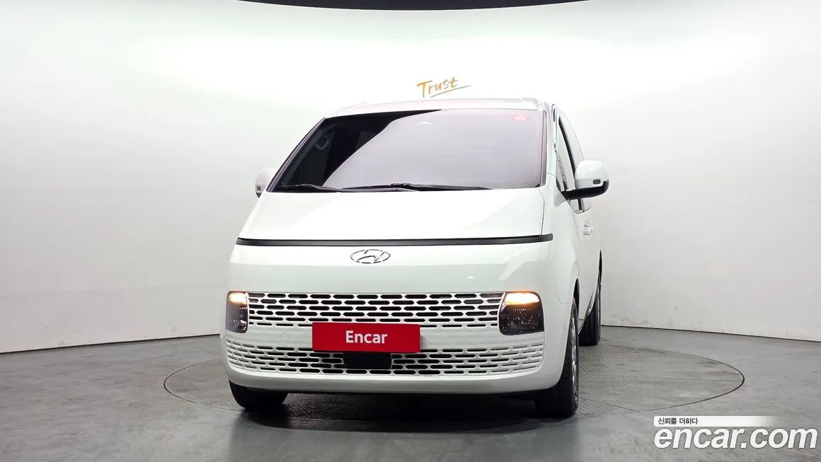 Hyundai Staria 2022 из KR, фото 2
