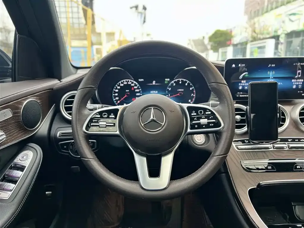 Mercedes-Benz GLC — фото 2