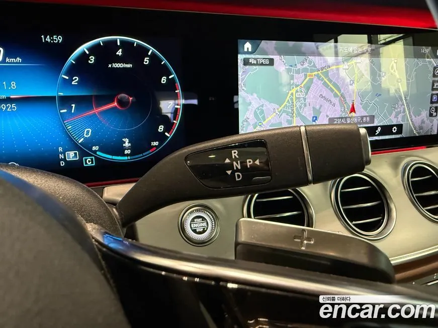 Mercedes-Benz E-Class 2021 из KR, фото 2