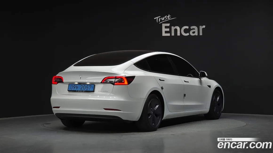 Tesla Model 3 2022 из KR, фото 3