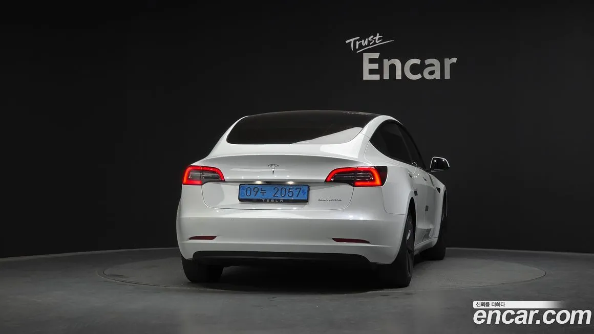 Tesla Model 3 2022 из KR, фото 2