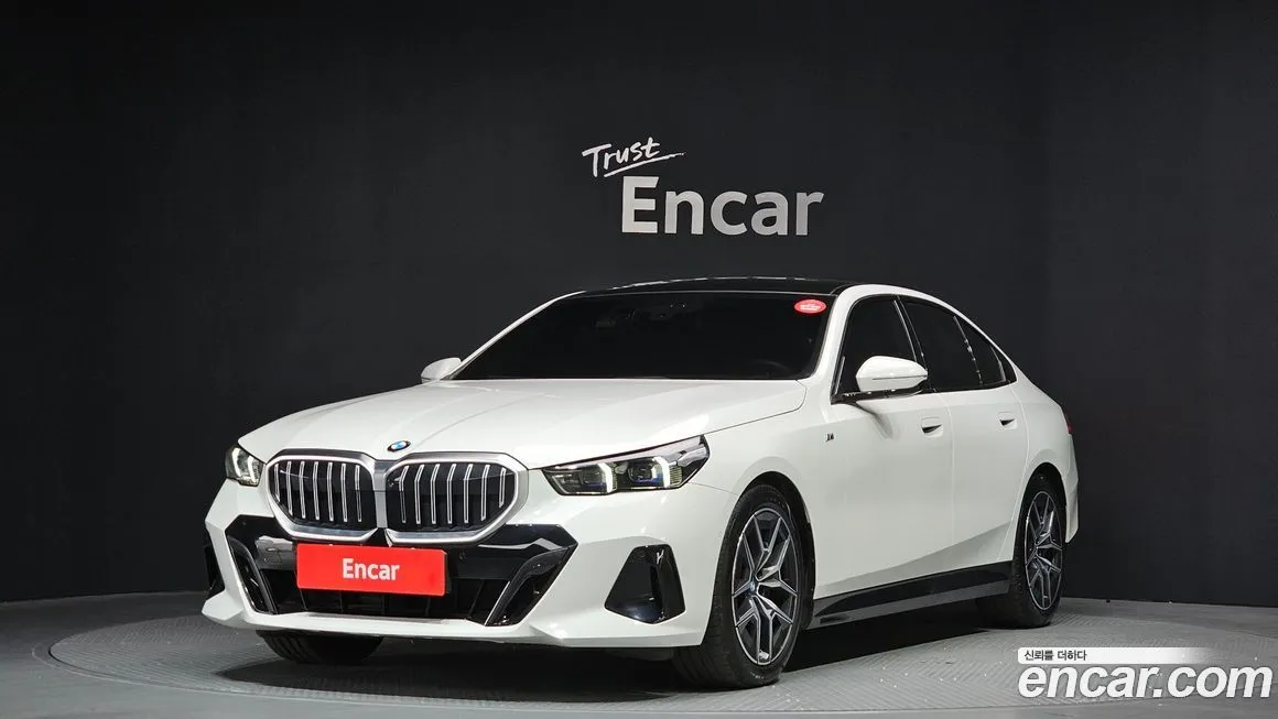 BMW 5-Series 2024 из KR, фото 1