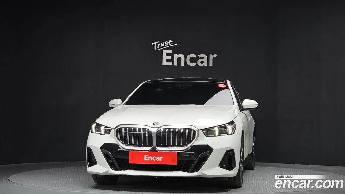 BMW 5-Series 2024 из KR, фото 5