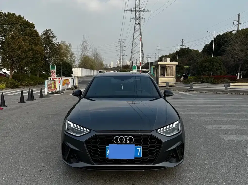 Audi A4L 2024 из CN, фото 9