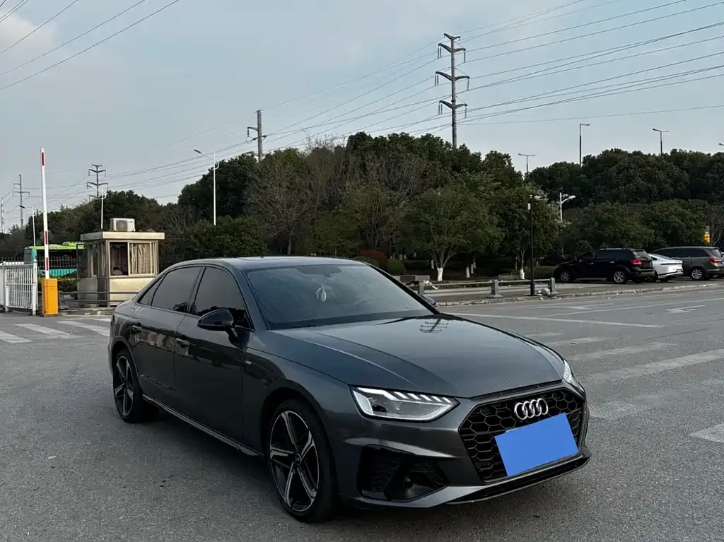 Audi A4L 2024 из CN, фото 6