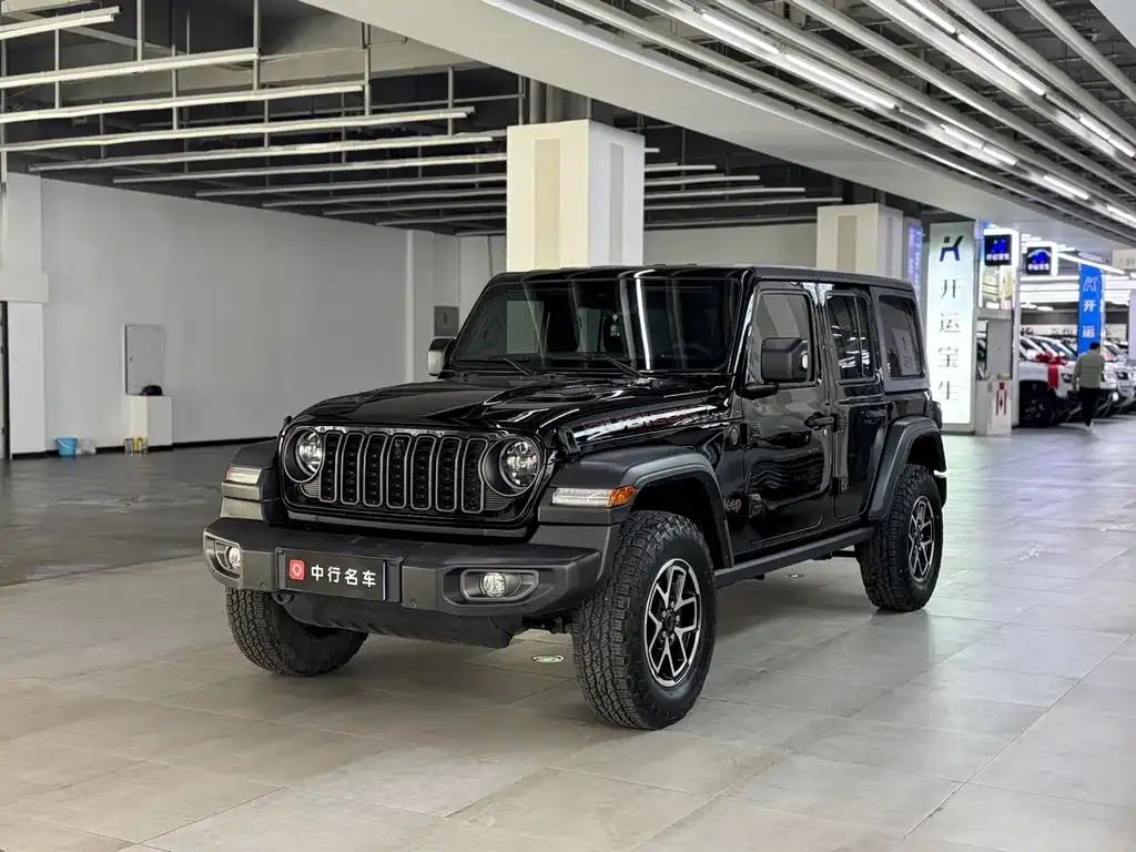 Jeep Wrangler 2023 из CN, фото 3