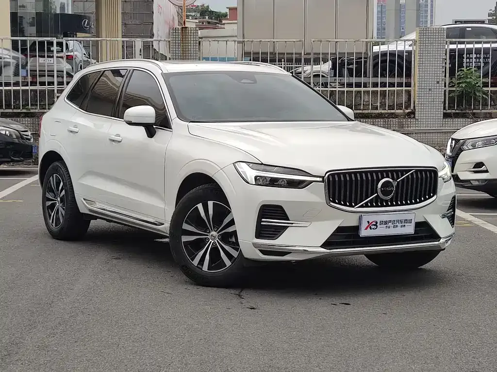 Volvo XC60 2023 из CN, фото 10