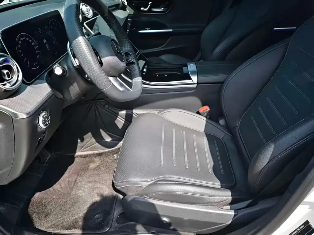 Mercedes-Benz C-Class 2023 из CN, фото 9