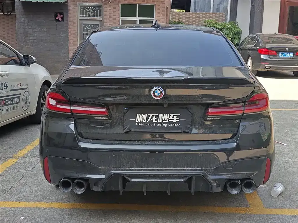 BMW 5 Series 2022 из CN, фото 2