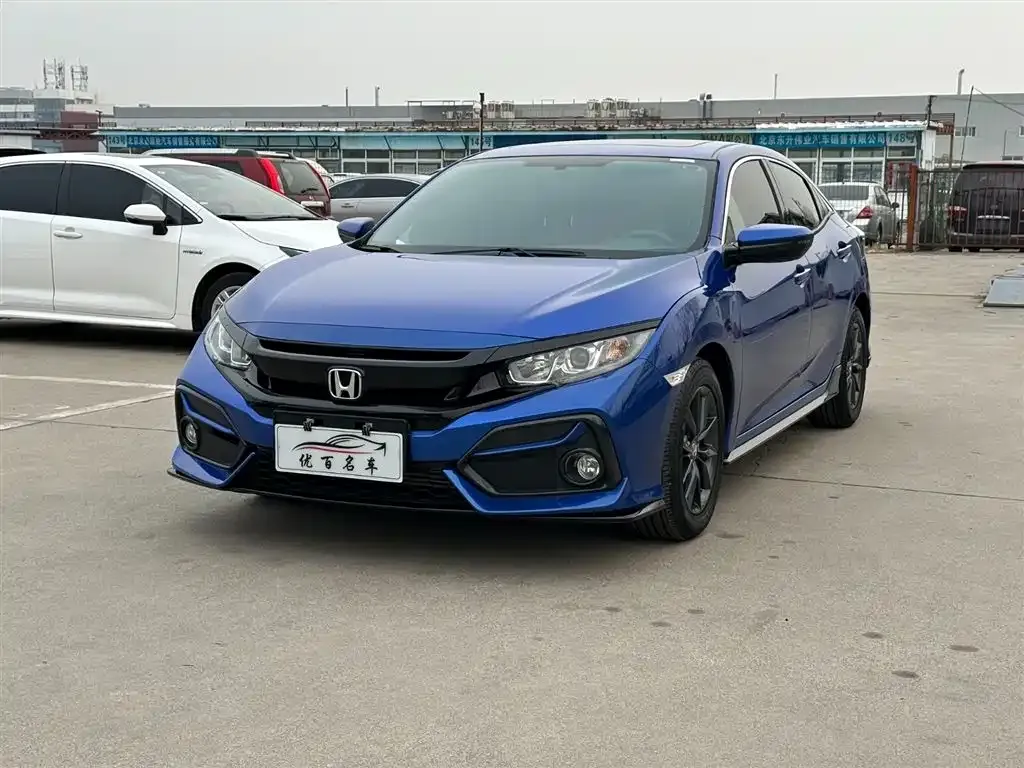 Honda Civic — фото 1