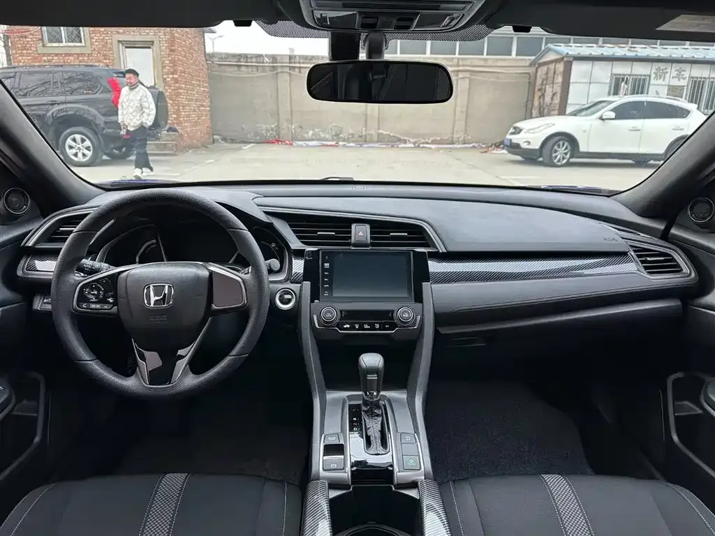Honda Civic — фото 2