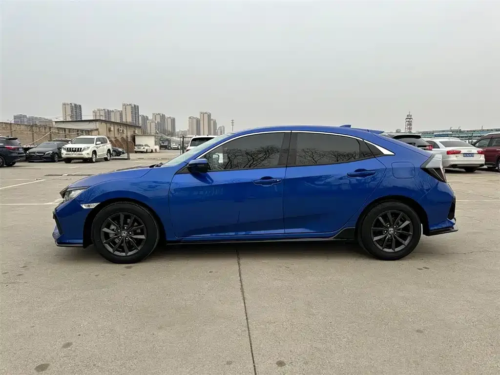 Honda Civic — фото 5