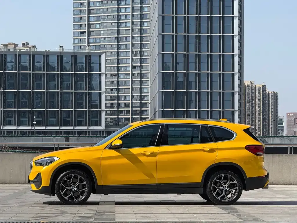 BMW X1 — фото 2