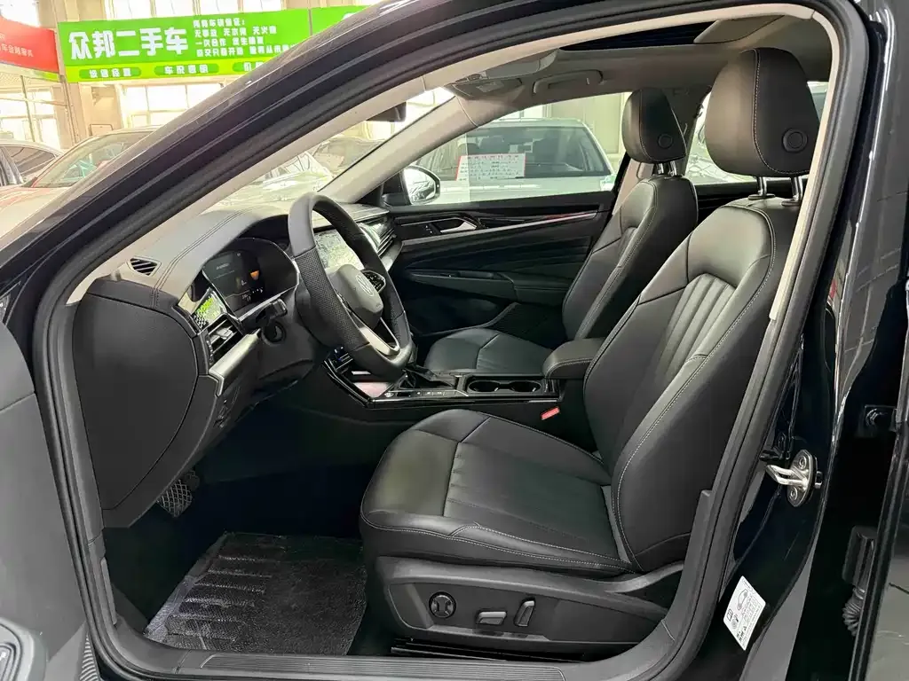 Volkswagen Passat — фото 10