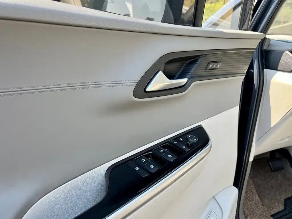 Hyundai Custo — фото 2