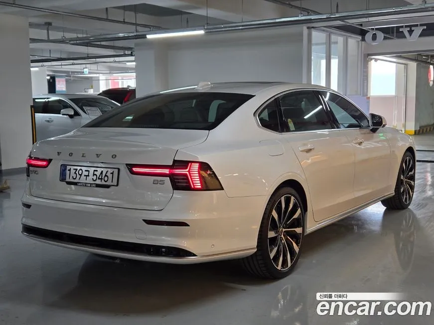 Volvo S90 2026 из KR, фото 6