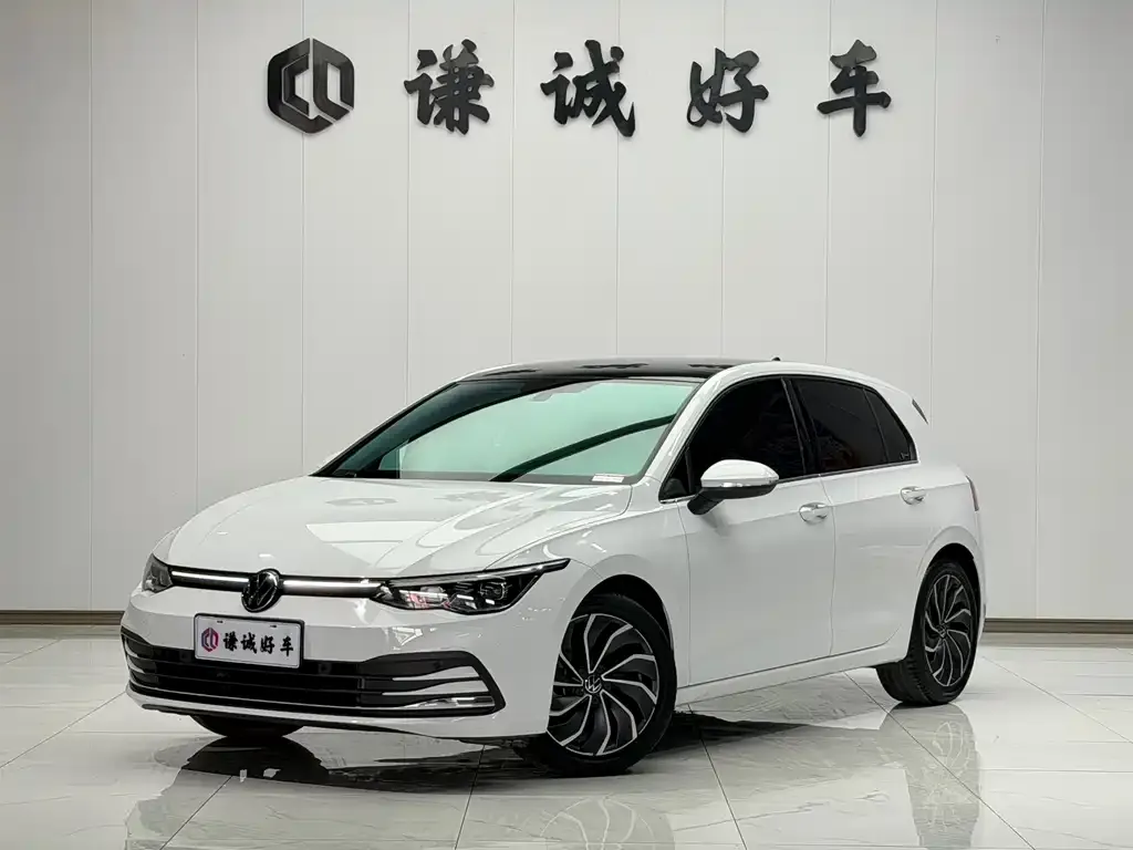 Volkswagen Golf 2021 из CN, фото 1