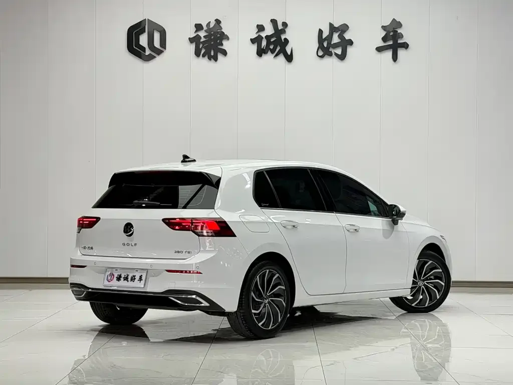 Volkswagen Golf 2021 из CN, фото 8