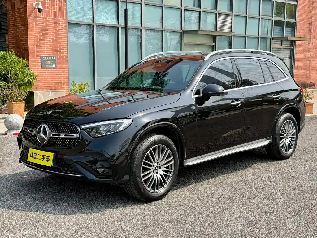 Mercedes-Benz GLC — фото 1