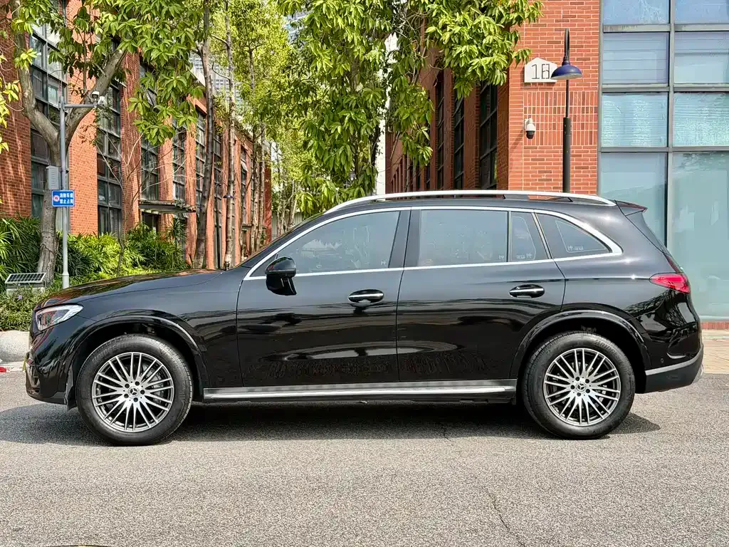 Mercedes-Benz GLC — фото 10
