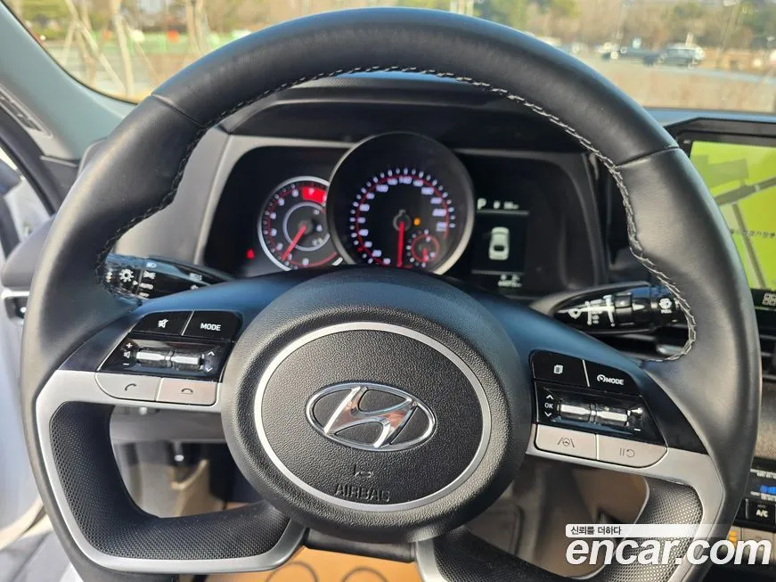 Hyundai AVANTE — фото 10