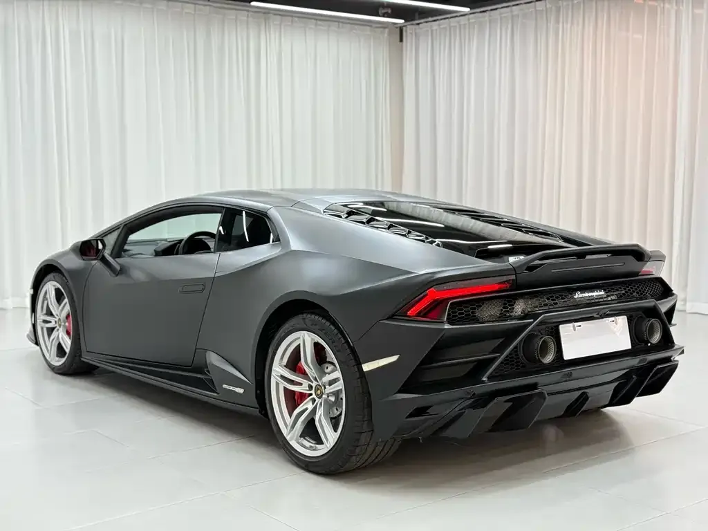 Lamborghini Huracan — фото 10