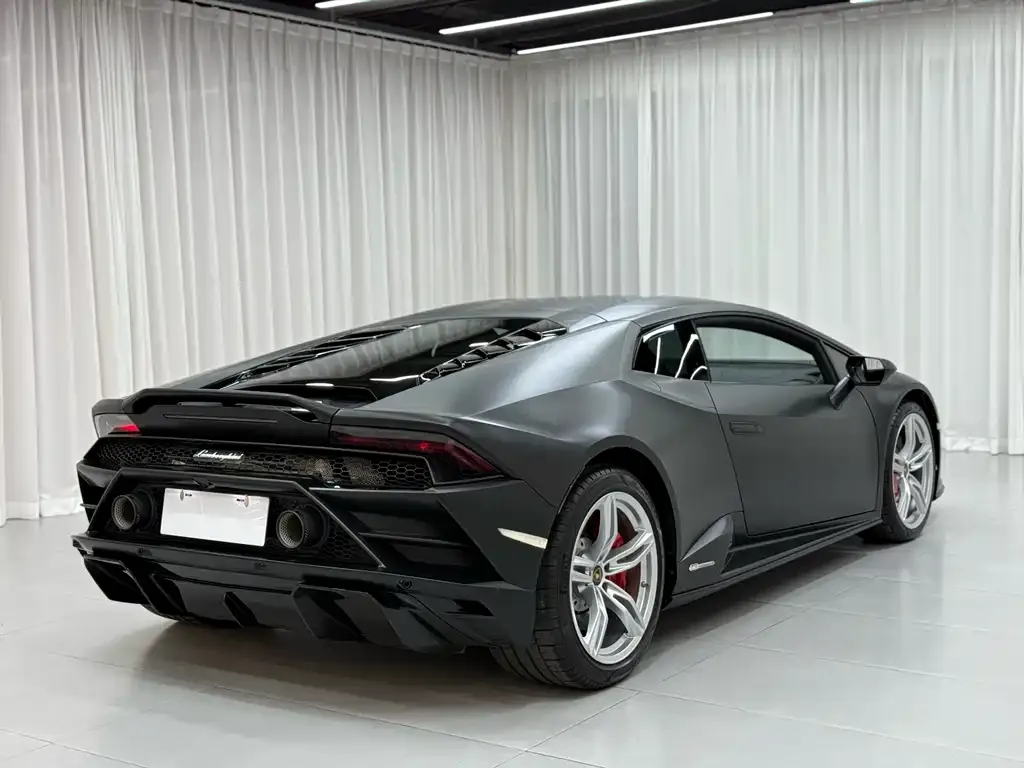 Lamborghini Huracan — фото 5