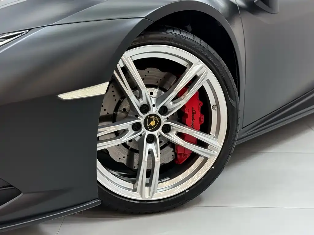Lamborghini Huracan — фото 7
