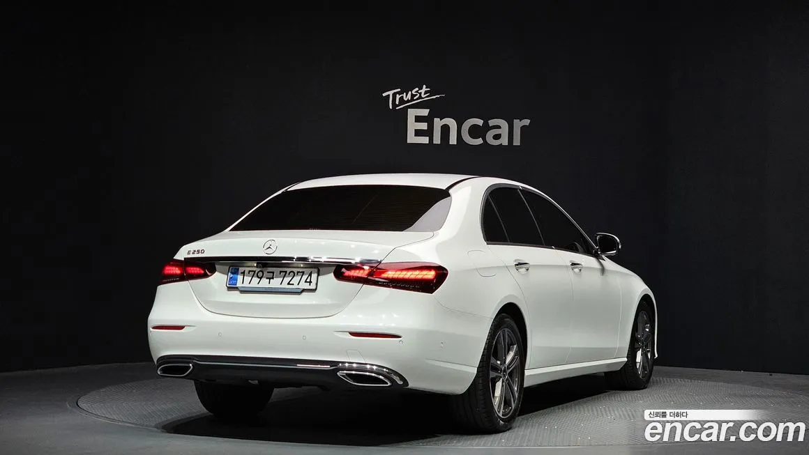 Mercedes-Benz E-Class 2023 из KR, фото 3