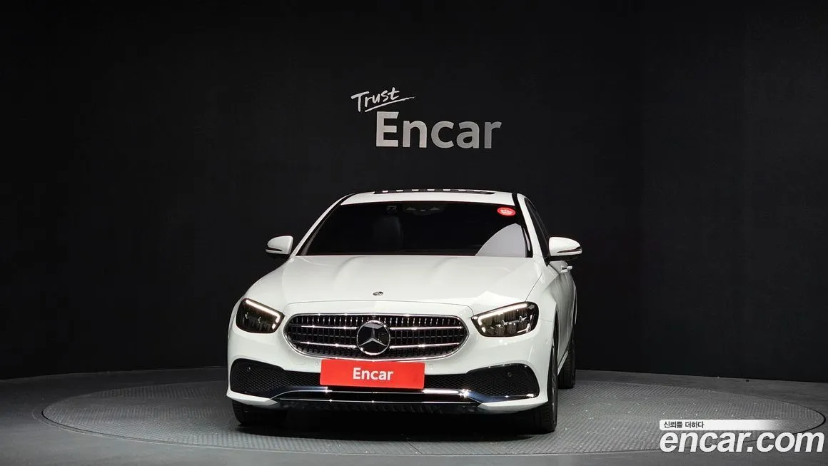 Mercedes-Benz E-Class 2023 из KR, фото 2