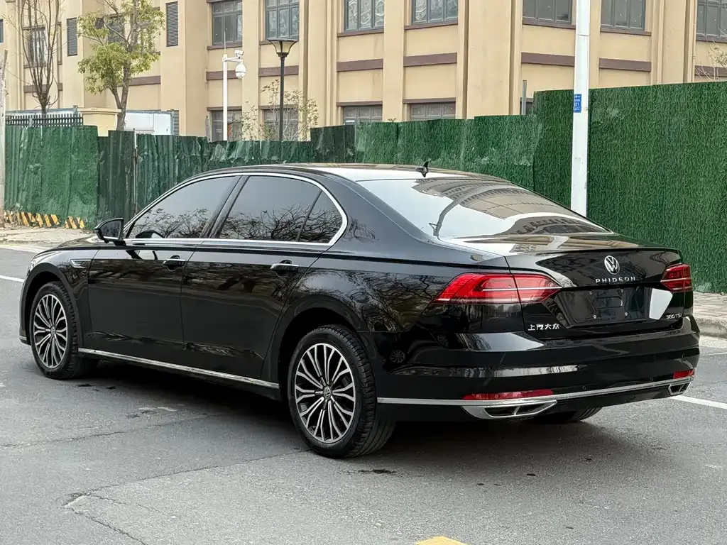 Volkswagen Phideon 2021 из CN, фото 7