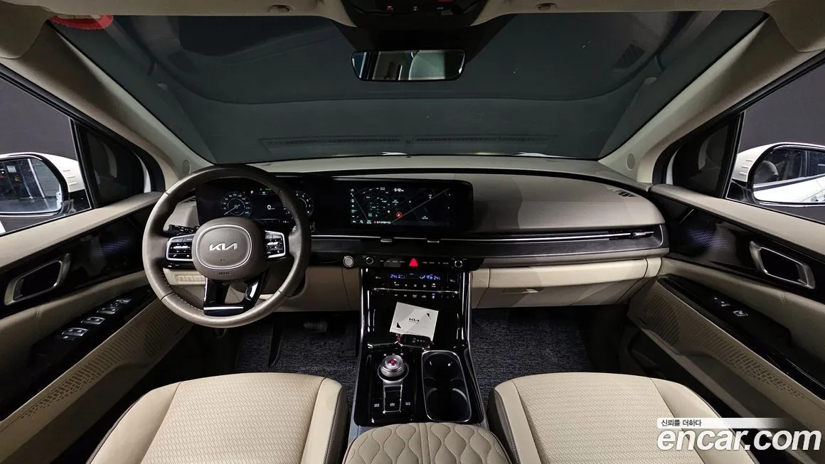 Kia Carnival — фото 10