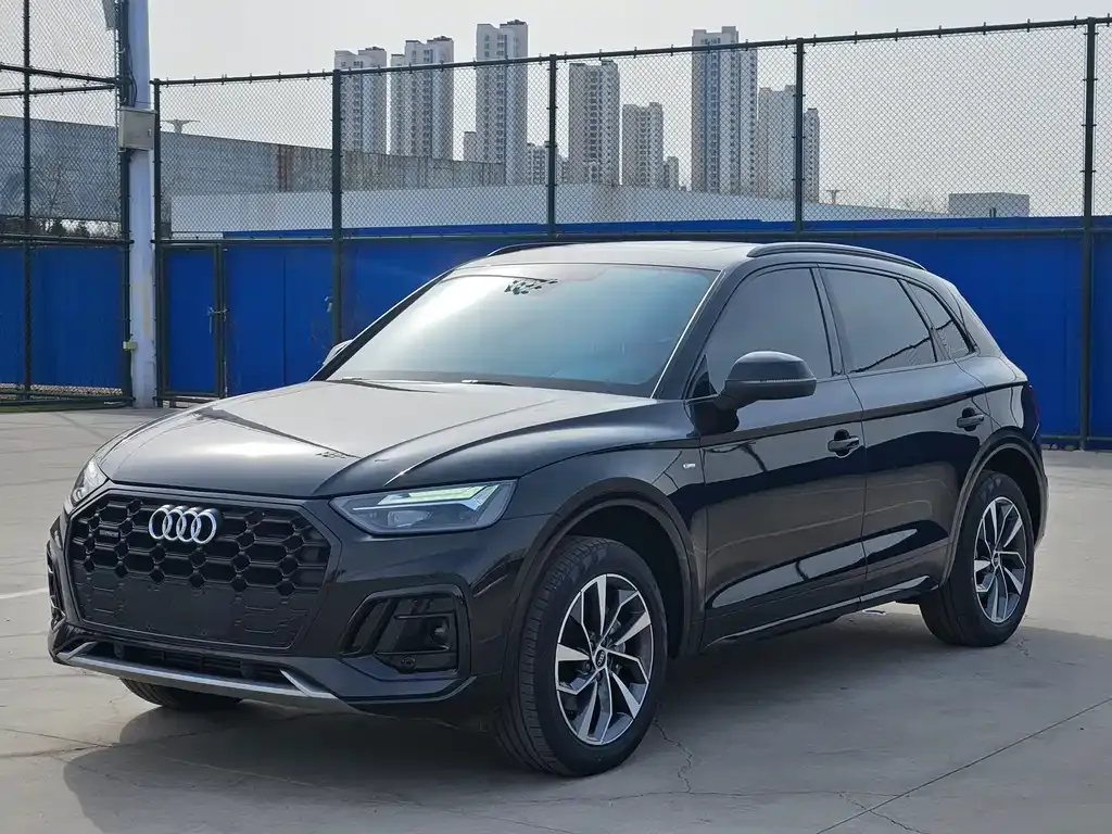 Audi Q5L 2023 из CN, фото 1