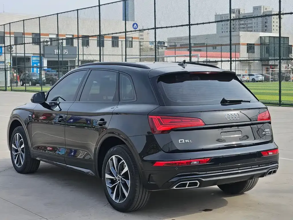 Audi Q5L 2023 из CN, фото 9