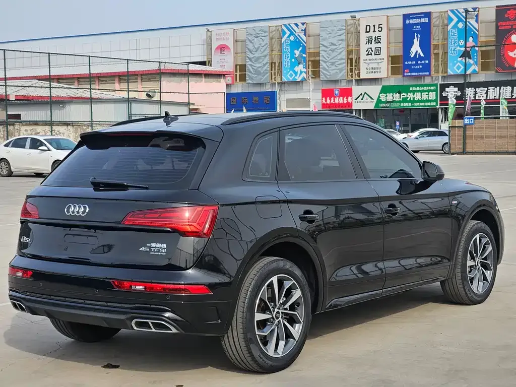 Audi Q5L 2023 из CN, фото 10