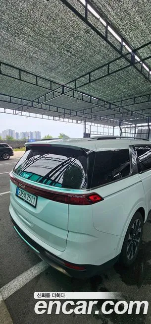 Kia Carnival — фото 6