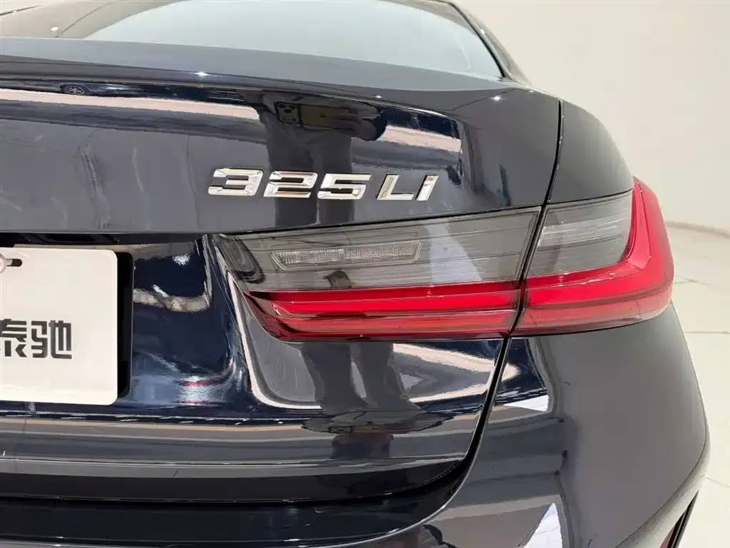 BMW 3 Series 2025 из CN, фото 7