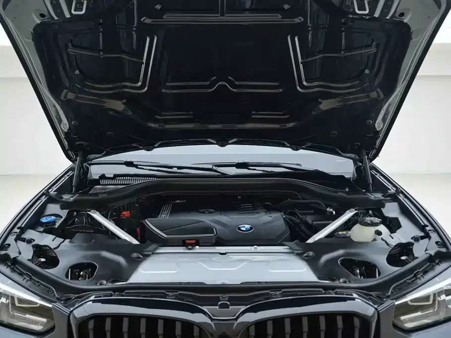 BMW X3 — фото 10