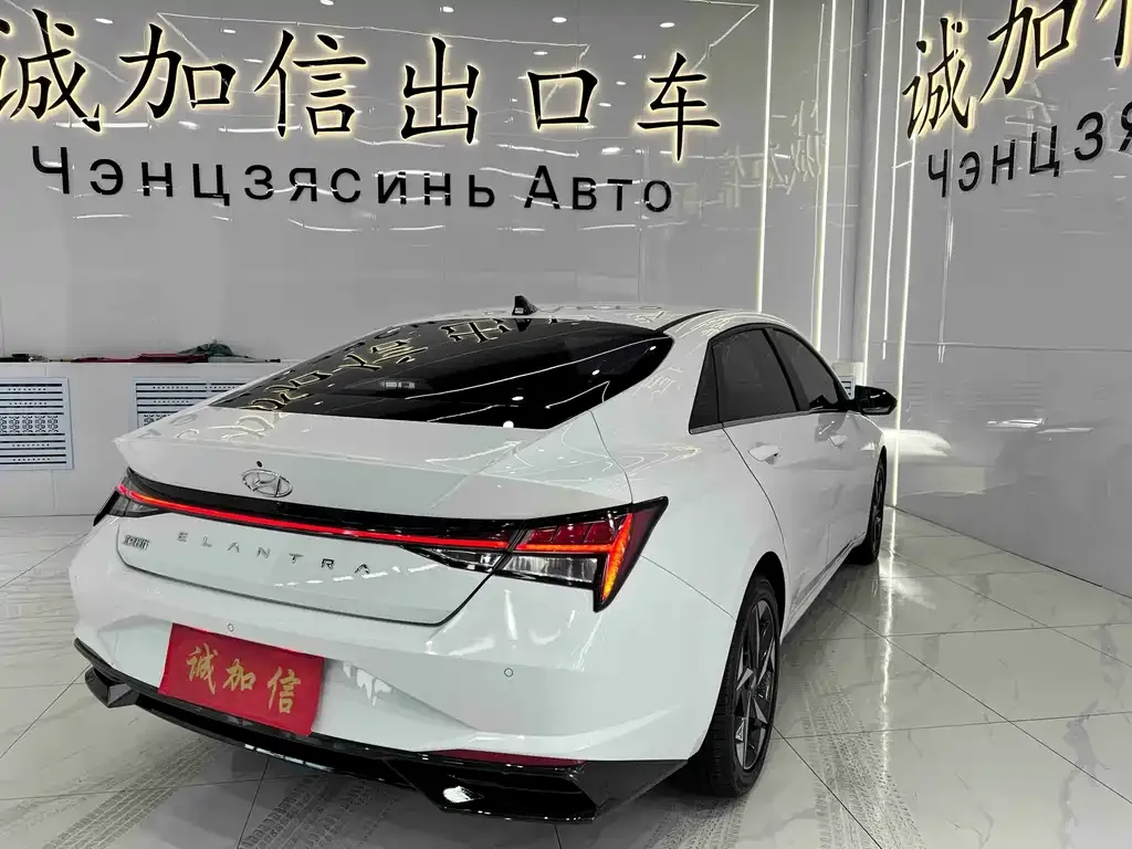 Hyundai Elantra 2022 из CN, фото 5
