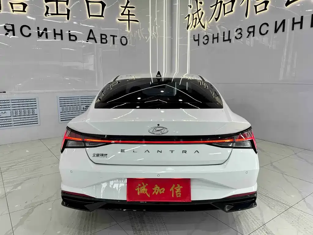 Hyundai Elantra 2022 из CN, фото 10