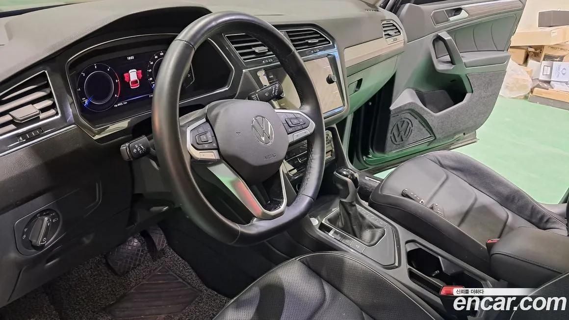 Volkswagen Tiguan 2023 из KR, фото 9