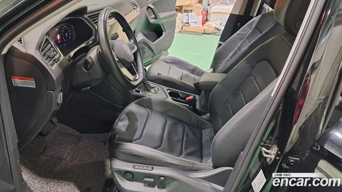 Volkswagen Tiguan 2023 из KR, фото 10