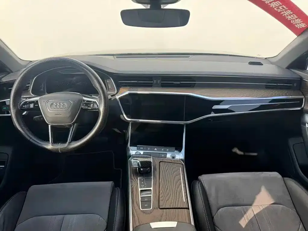 Audi A6L 2021 из CN, фото 2