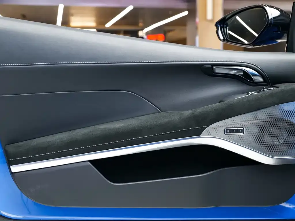 Lotus Emira 2025 из CN, фото 3