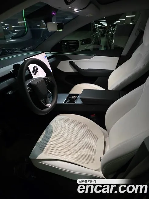 Tesla Model Y 2025 из KR, фото 4