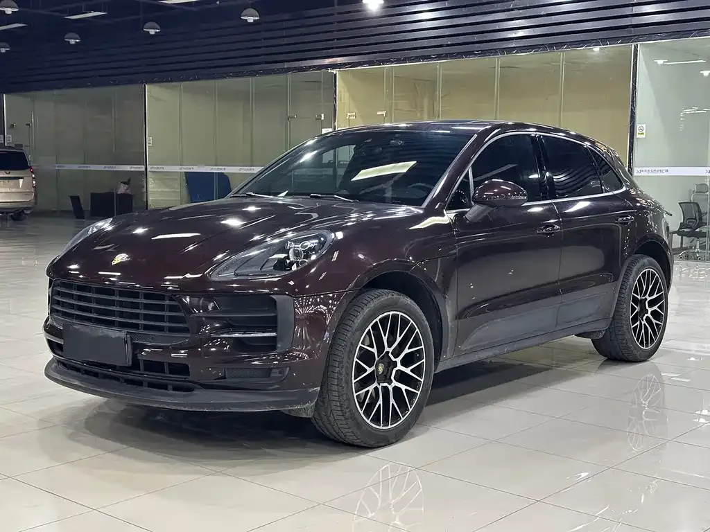 Porsche Macan — фото 1